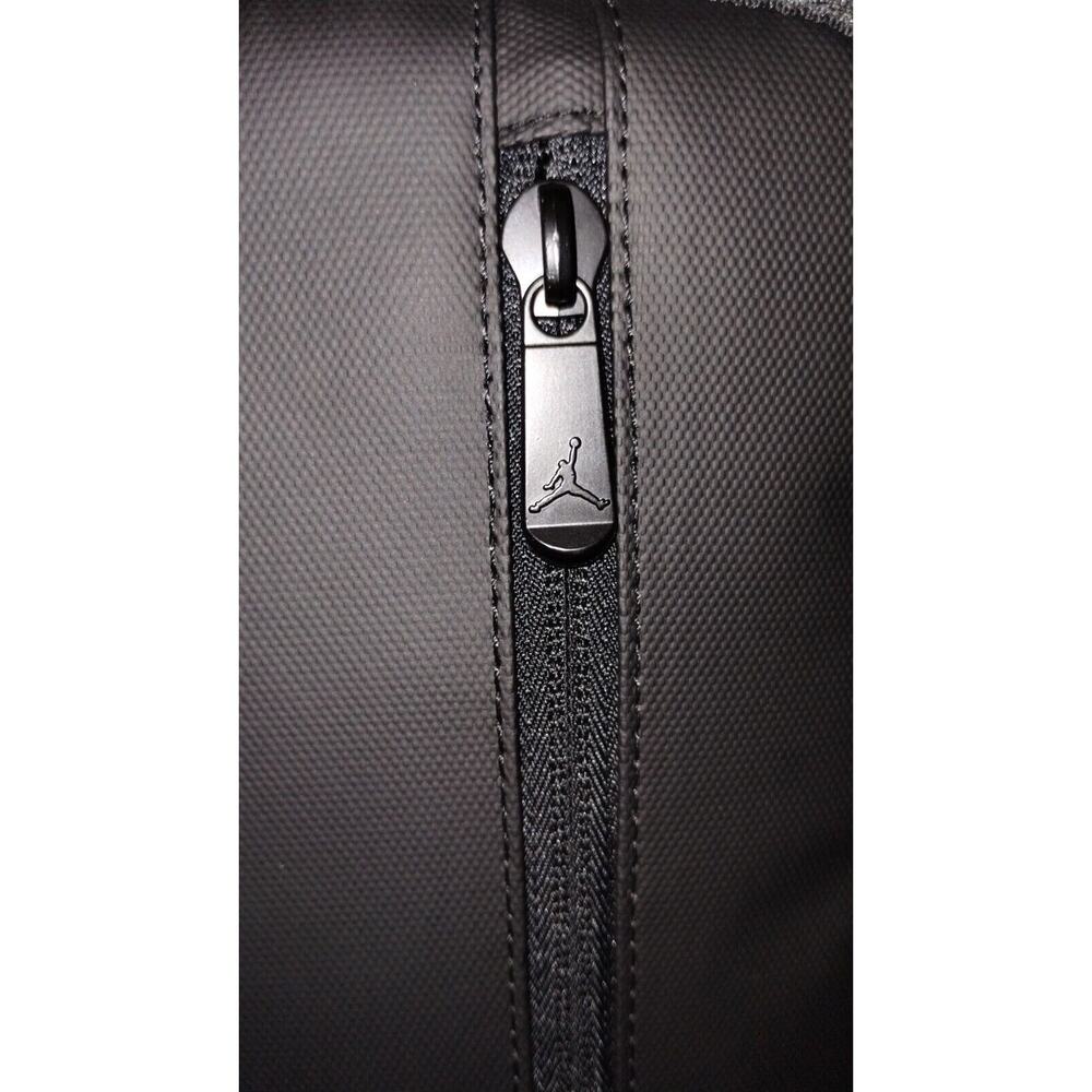 Jordan Travel Dopp Kit Toiletry Bag Black Red Jumpman Logo NWT 9A0473 - Picture 13 of 16